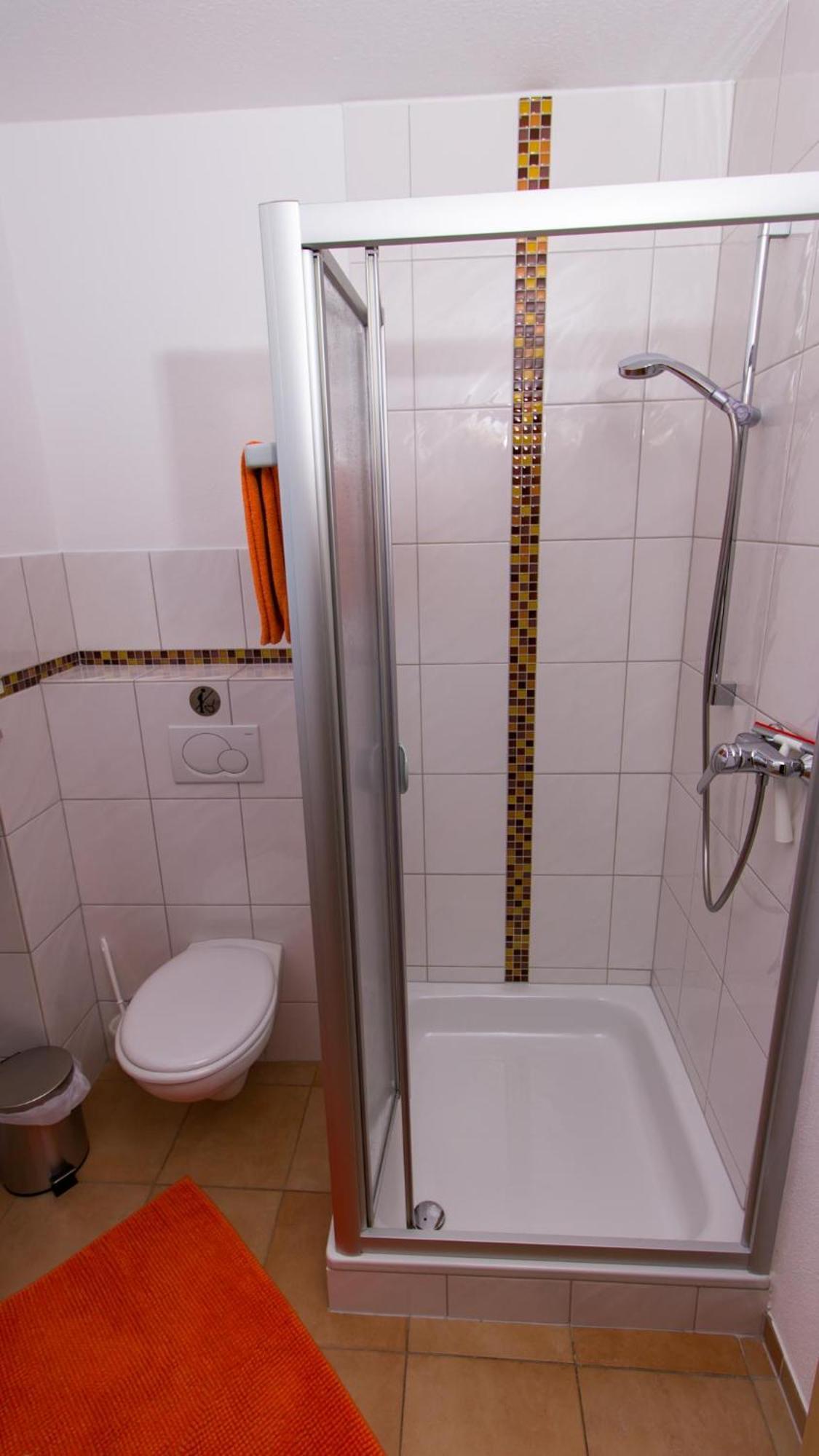 Weingut Roth Apartment Kindel ภายนอก รูปภาพ